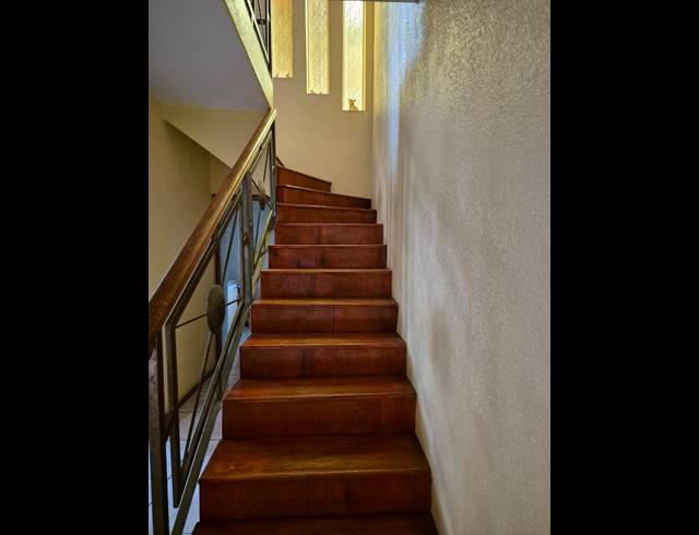 4 BEDROOM HOUSE FOR SALE IN VANDERBIJLPARK SE 3